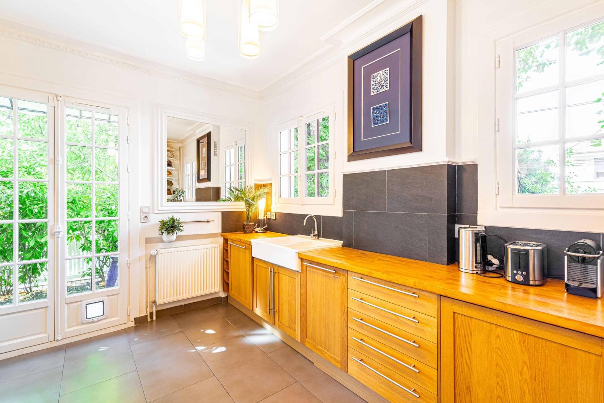 מדון Grand & Classy Apartment With Private Garden, Villa Des Ammonites מראה חיצוני תמונה